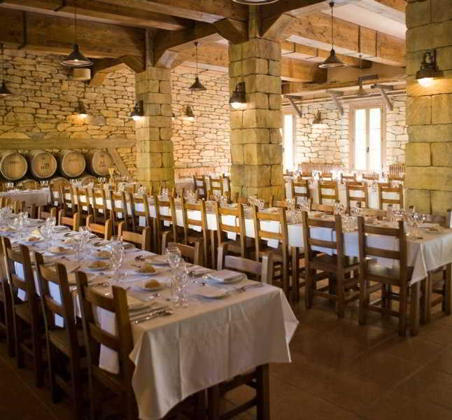 波萨达德尔酒店 萨拉戈萨 外观 照片 Restaurant in the wine region of Rioja, Spain